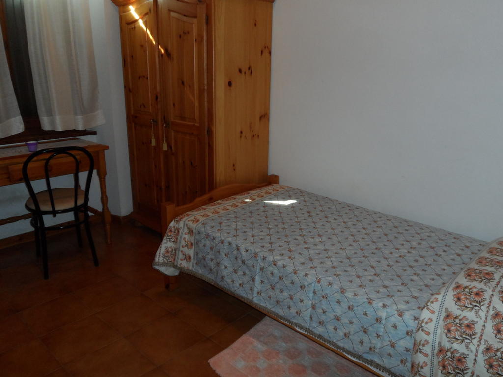 Mola Solis Hotel Civitella d'Agliano Room photo
