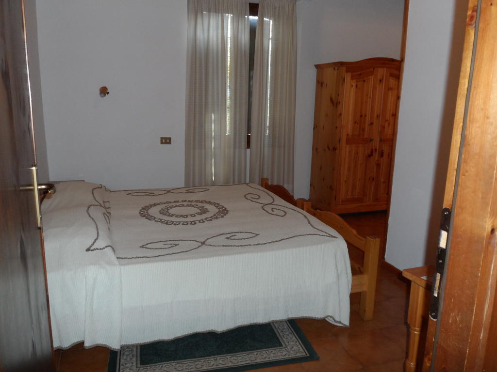 Mola Solis Hotel Civitella d'Agliano Room photo